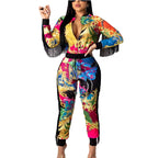 Traje de dos piezas con chaqueta estampada en la cintura