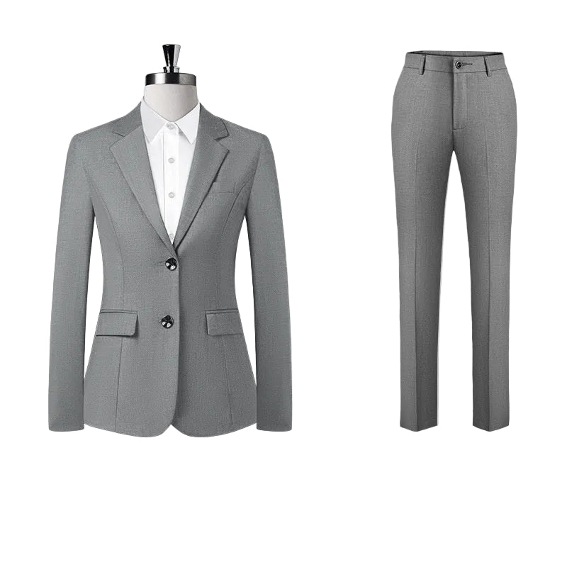 Traje de trabajo del mismo estilo para hombres y mujeres