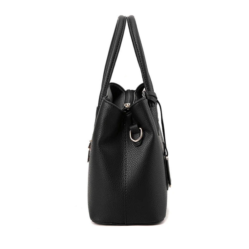 Bolso de Hombro para Mujer Estilo Cubo con Cadena