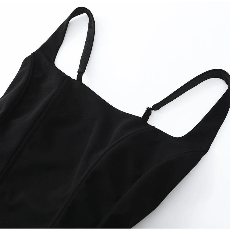 Vestido Maxi Marrón para Mujer – Tirantes, Pliegues y Cintura Ajustada