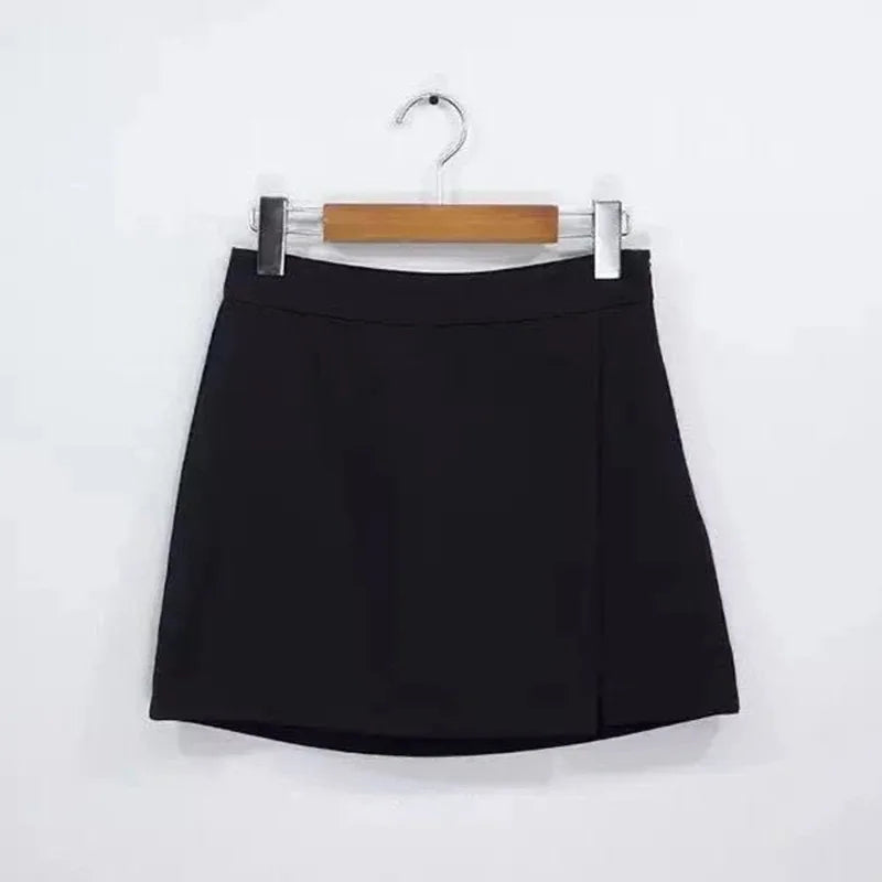 Falda Pantalón Mini Negra para Mujer – Cintura Alta con Abertura Lateral Estilo Coreano