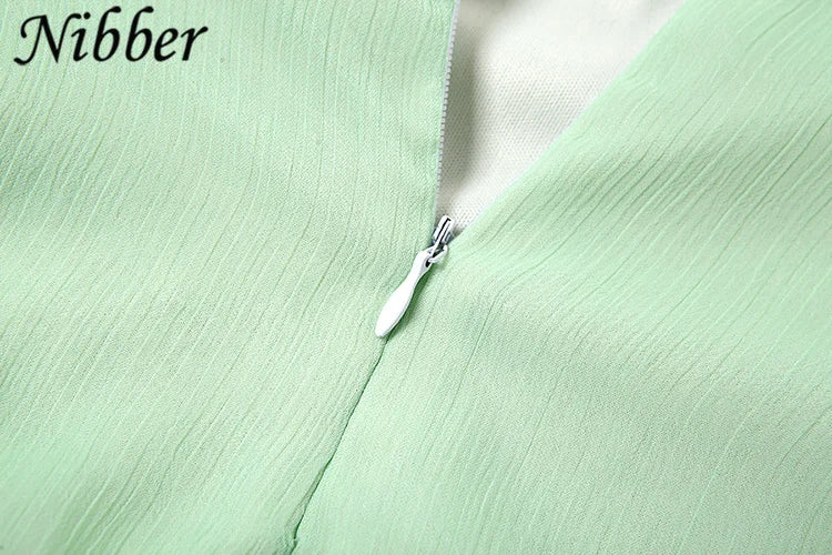 Vestido Elegante para Mujer – Diseño Cutout con Tirantes y Volantes2023