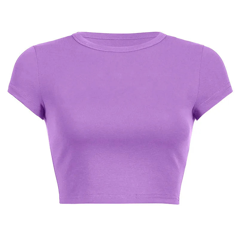 Camiseta casual morada de manga corta para mujer.