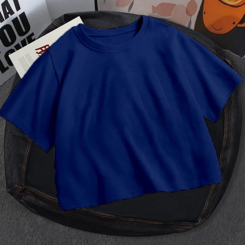 Camiseta casual morada de manga corta para mujer.