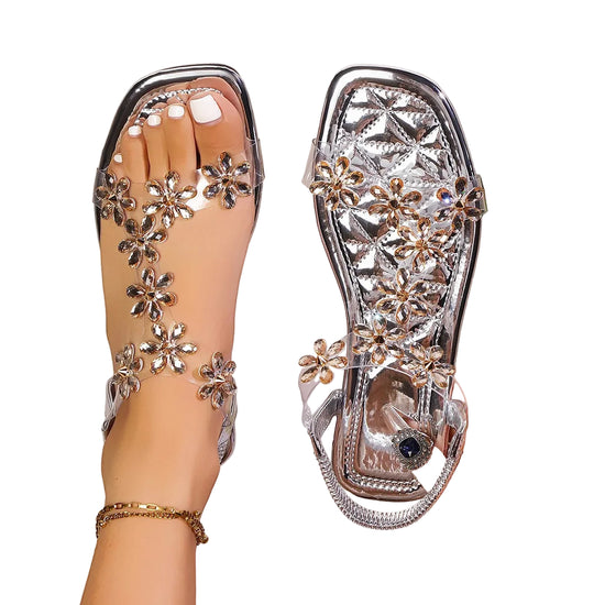 Sandalias Planas de Mujer – Punta Cuadrada, Color Plateado y Adornos Florales
