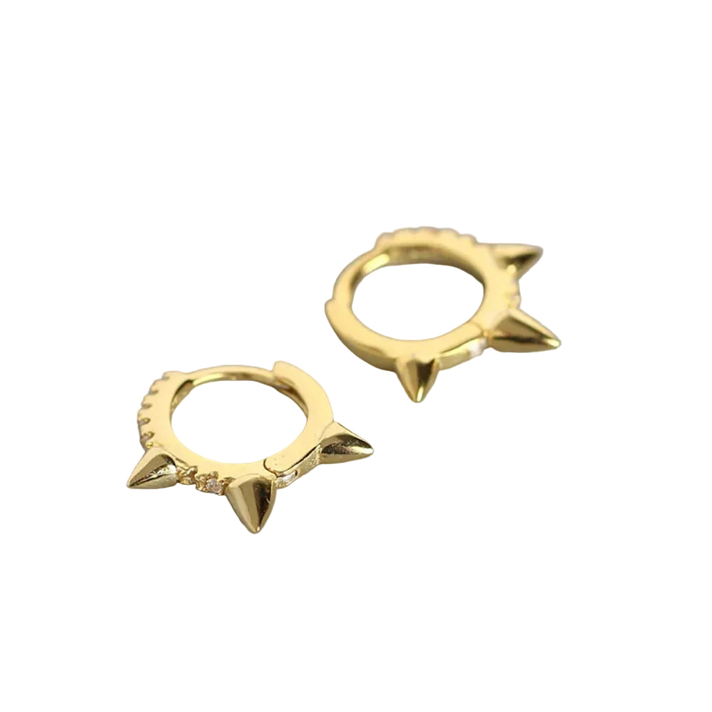 1 par de aretes tipo argolla minimalistas de acero inoxidable.